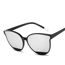Load image into Gallery viewer, Fashion Sunglasses Women